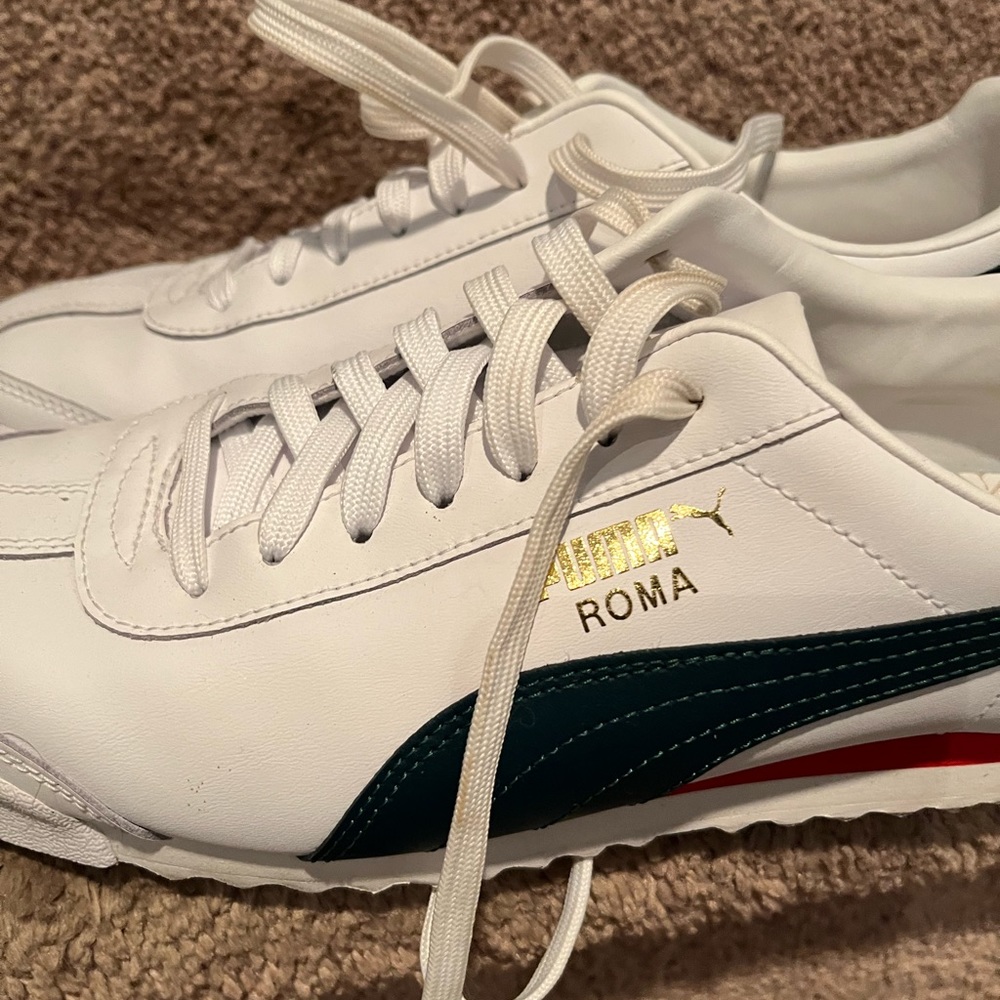 Puma Roma Sneakers size 9 gorgeous & so stylish Comes with box. Clean like new🇮🇹 - Picture 6 of 11